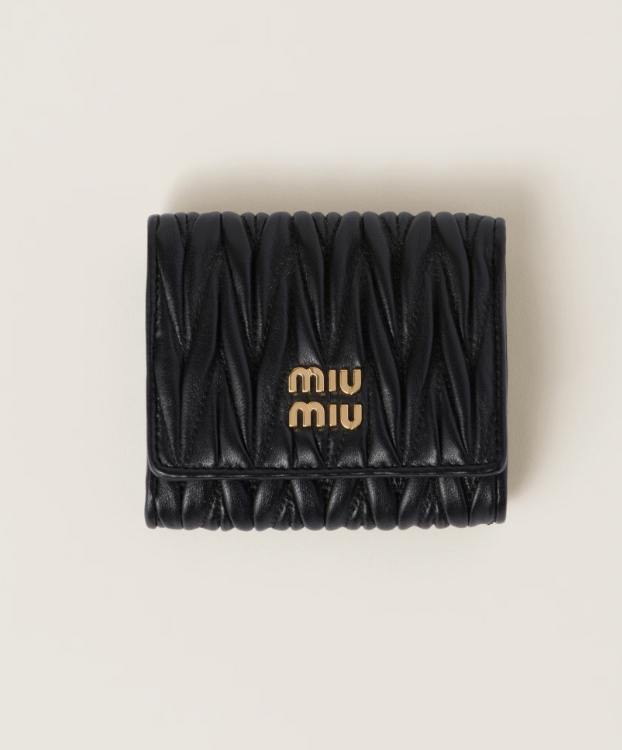 MIU MIU 財布