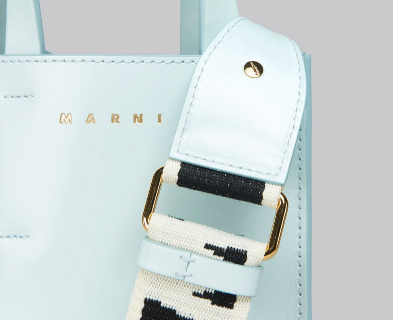 MARNI バッグ