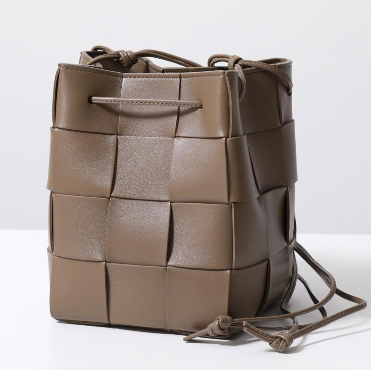 BOTTEGA VENETA バッグ