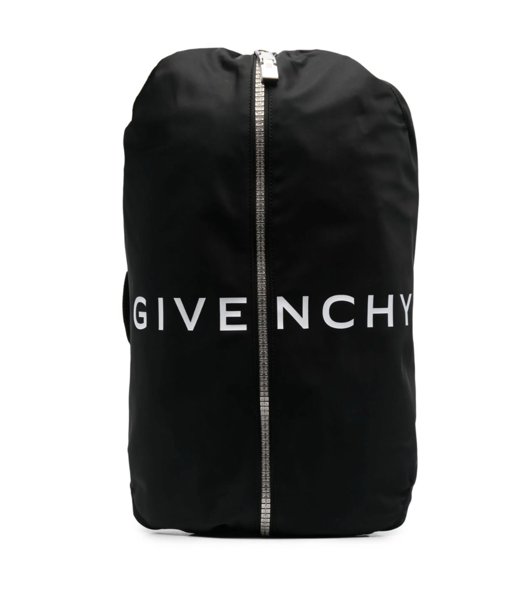 GIVENCHY　バッグ