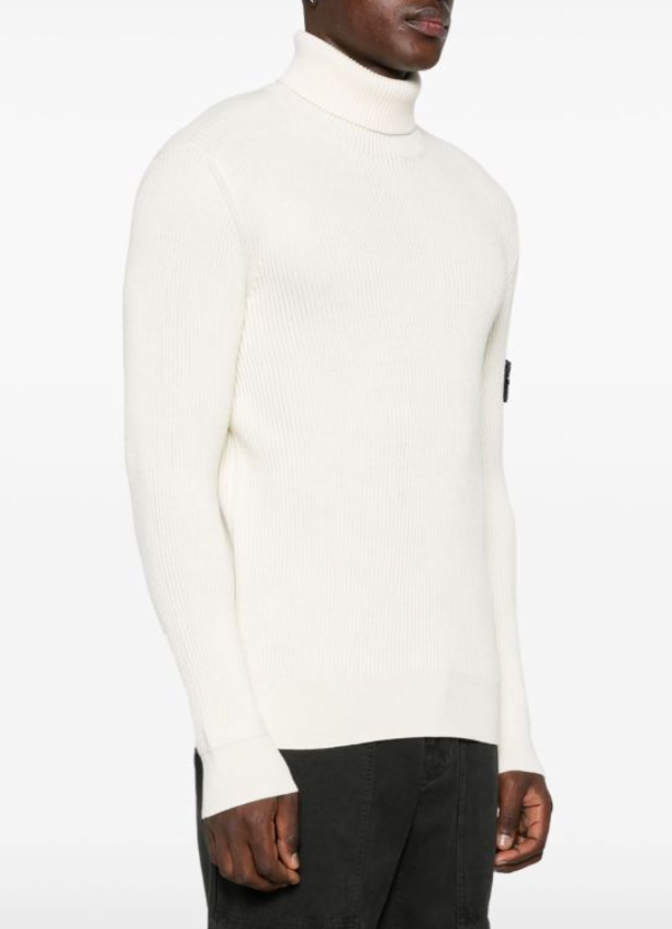 Ribbed virgin wool sweater