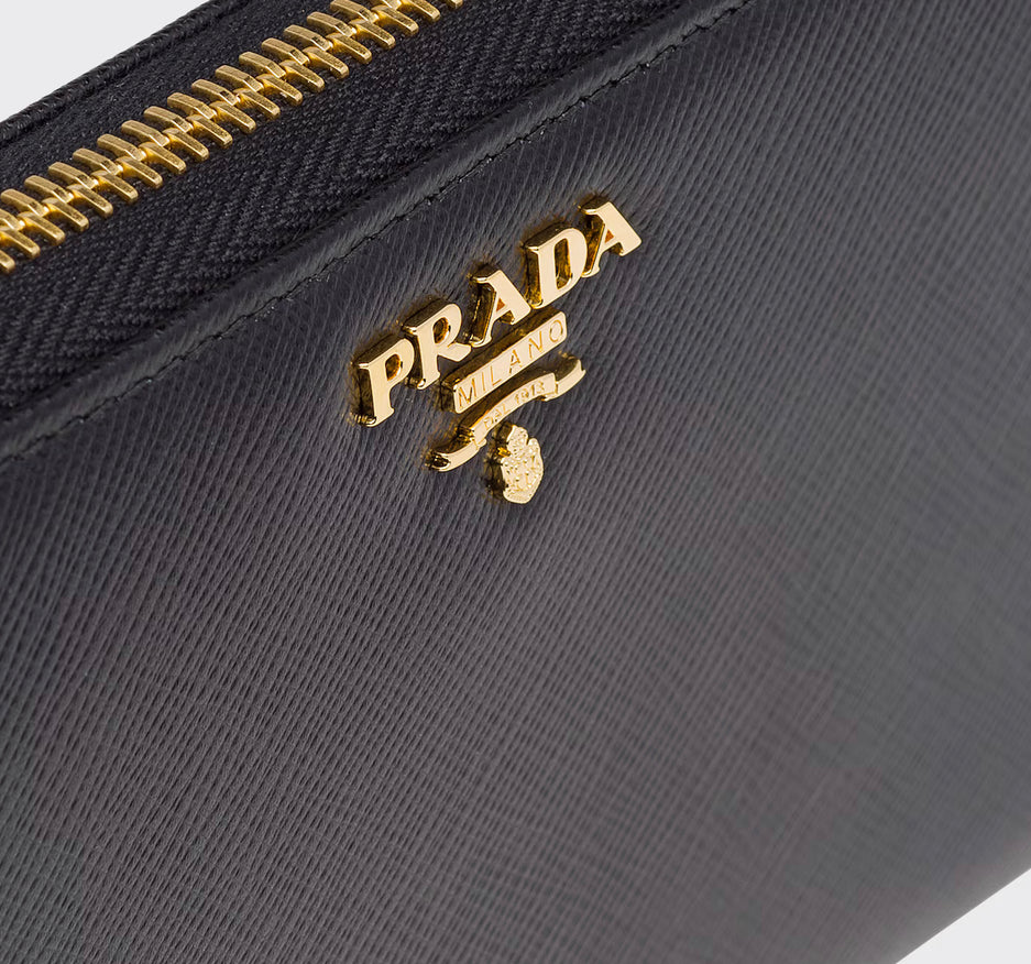 PRADA 財布