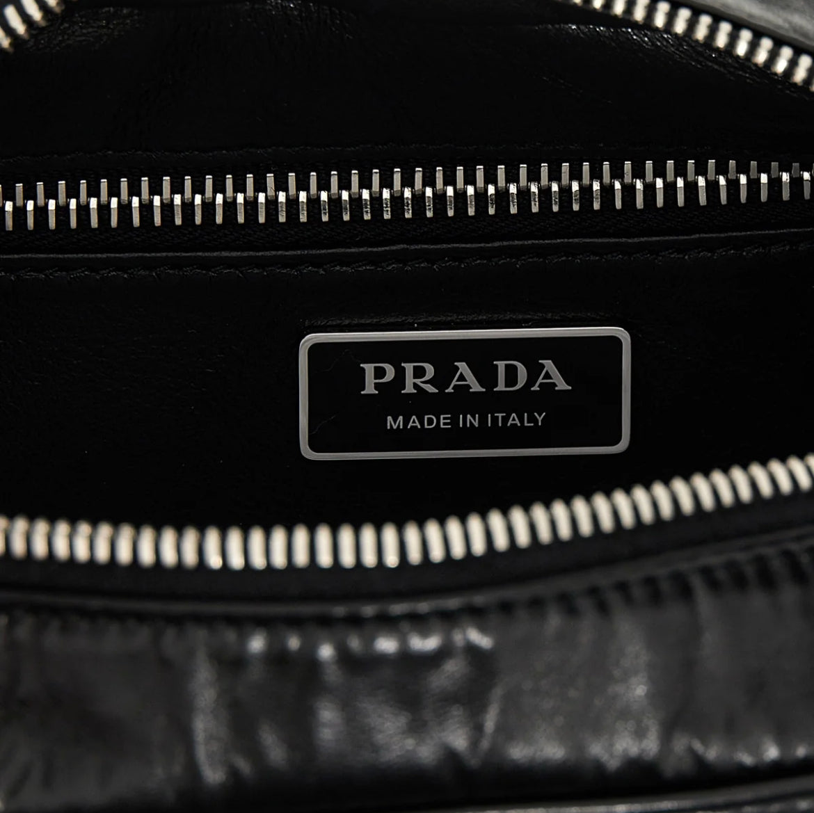 PRADA バッグ